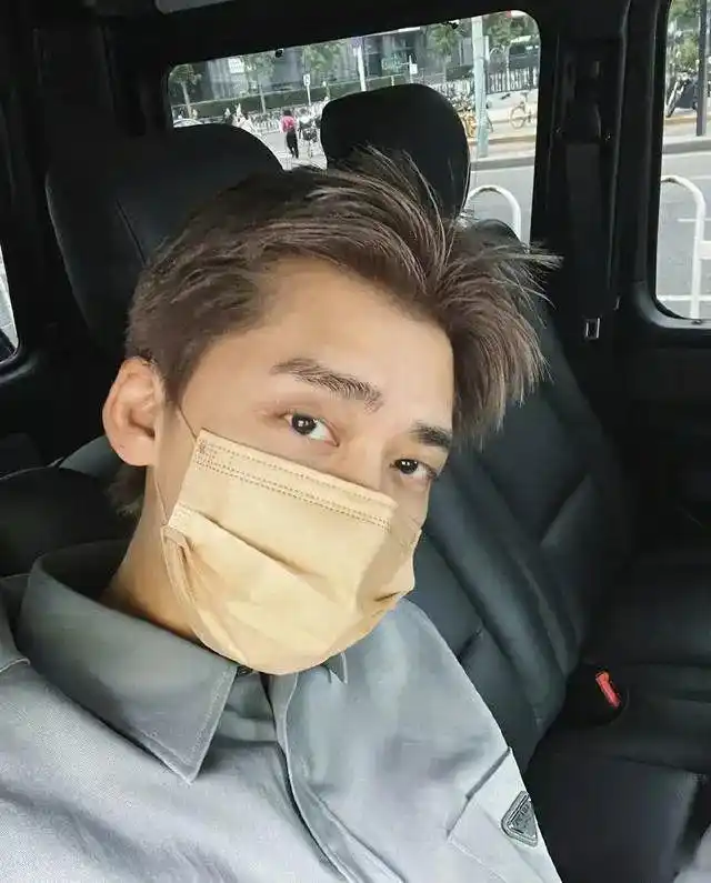 盘点那些健身明星_健身帅哥明星_男明星都要健身