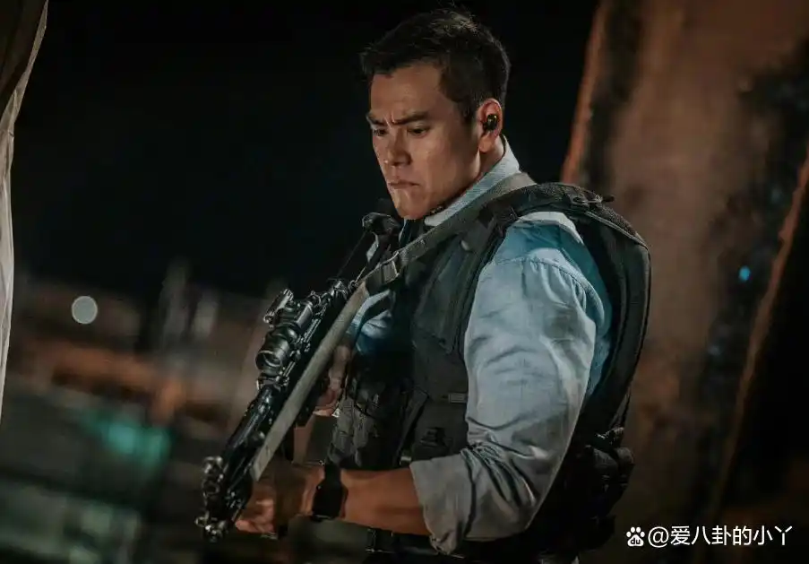 男明星都要健身_盘点那些健身明星_明星健身男神