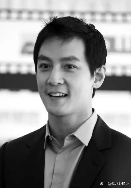 男明星都要健身_盘点那些健身明星_明星健身男神