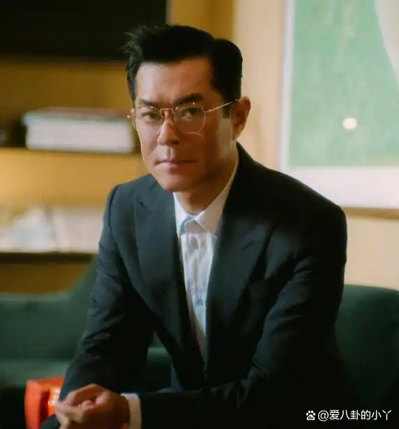 男明星都要健身_盘点那些健身明星_明星健身男神