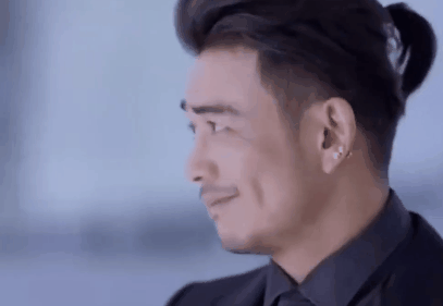 明星健身房_健身房训练男明星_明星健身房综艺