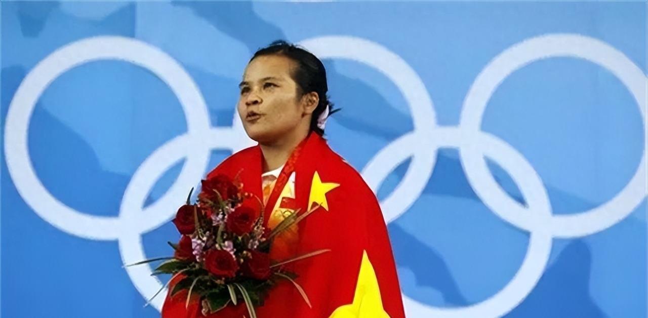 举重冠军陈變霞_举重冠军陈燮霞_陈什么霞举重
